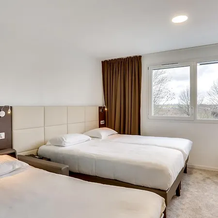Hotel The Originals City, Memorial Caen