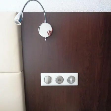 The Originals City, Memorial