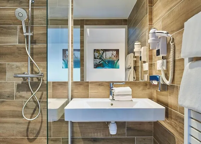 The Originals City, Memorial 3*