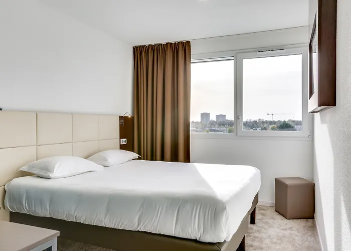 The Originals City, Memorial Caen