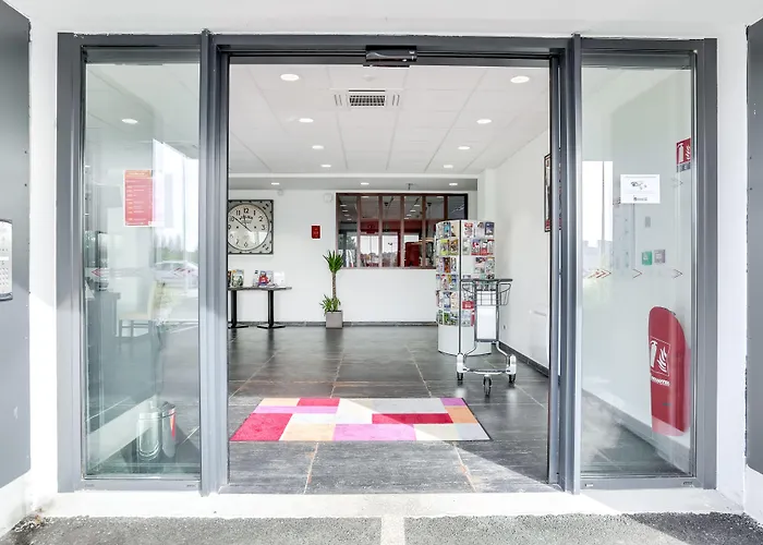 The Originals City, Memorial 3*