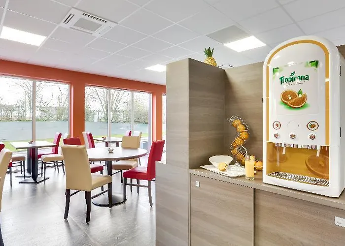 Hotel The Originals City, Mémorial 3*