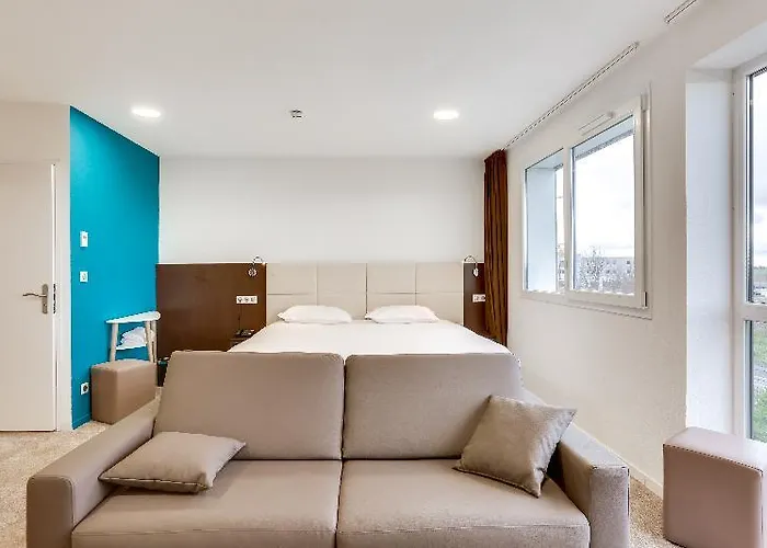 Hotel The Originals City, Mémorial 3*