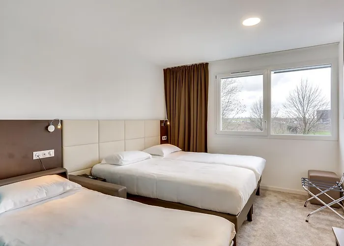 Hotel The Originals City, Memorial Caen